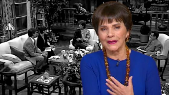 "La mejor conversadora": Pati Chapoy interrumpe programa y anuncia inesperada muerte de ex conductora de Ventaneando