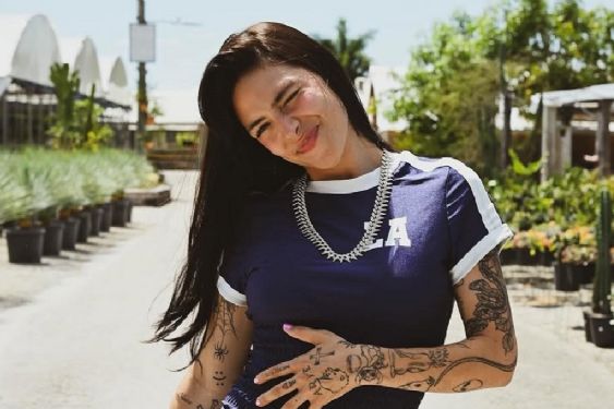 La cantante venezolana Carmen de León sana con la música