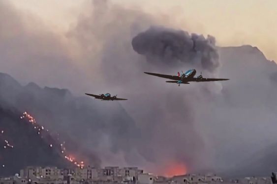 Foto de: Derriban avión de combate de Estados Unidos en Irán; es el primero desde que inició la guerra | FOTOS