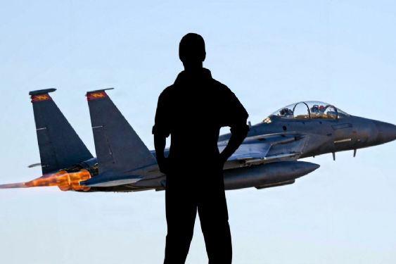 Rescatan a uno de los 2 tripulantes que iban en avión de combate estadounidense F-15E derribado en Irán