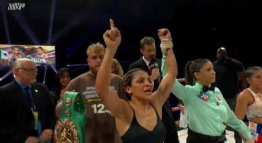 Lulú Juárez se lleva una de las victorias más importantes de su carrera en una noche muy texana