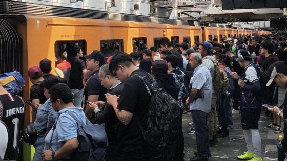 Lluvias intensas provocan marcha de seguridad en seis líneas del Metro CDMX
