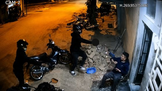 Masacran a familia de 4 dentro de su propia casa, entre ellos un niño de 13 años | VIDEO