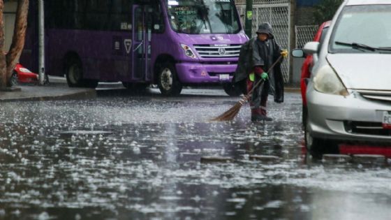 Activan alerta amarilla para todas las alcaldías de la CDMX tras caída de lluvia y granizo