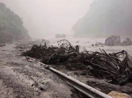 Desprendimiento de glaciar en el Tíbet pudo ser responsable de las inundaciones en Nepal que han dejado 160 muertos