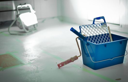 ¿Cuánto cobra un pintor por metro cuadrado?