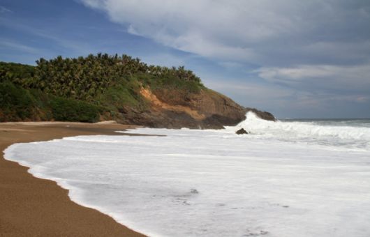 Orgullo michoacano: la bellísima playa entre ríos y montañas: ideal para avistar tortugas marinas