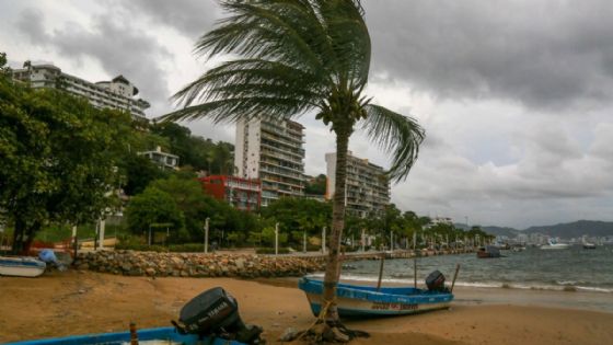Huracán Polo seguirá como categoría 4 en los próximos días, amenaza a la Península de Baja California: SMN