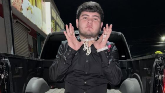 Balean a Víctor Valverde, cantante de El mayor de las ranas, en ataque armado en restaurante; esto se sabe