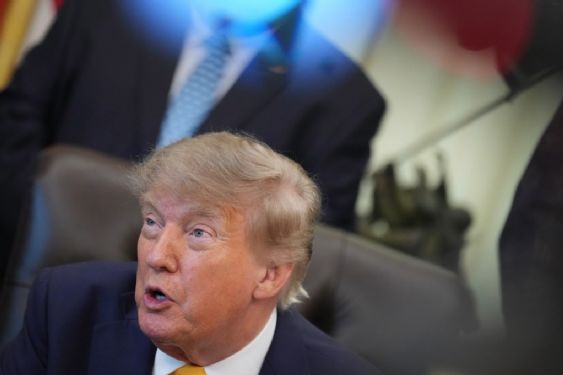 Foto de: Trump asegura que México no tiene nada que ofrecerle a EU más que "tamales y tomates" | VIDEO
