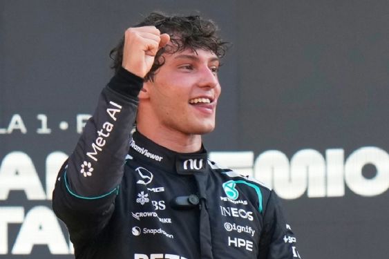 Kimi Antonelli hace historia en Monza; Checo queda 18
