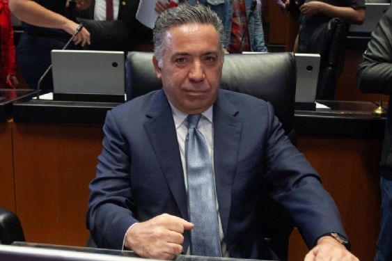 Foto de: Morena quita a Enrique Inzunza la presidencia de la Comisión de Estudios Legislativos